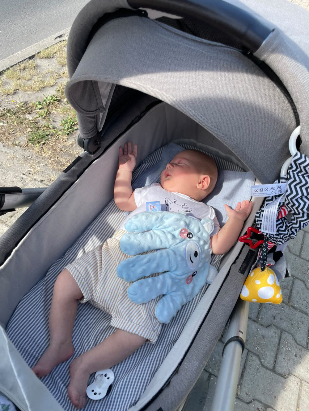 <h2>Tysiące rodziców pokochało Klepisia na całym świecie <strong>💛</strong></h2>