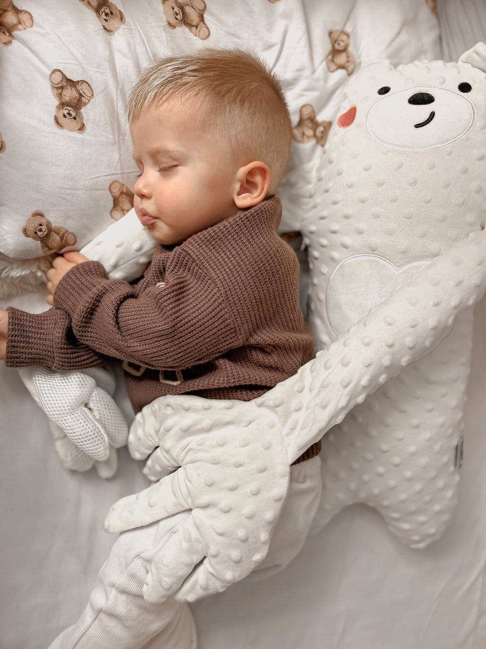 <h2>Tysiące rodziców pokochało Klepisia na całym świecie <strong>💛</strong></h2>